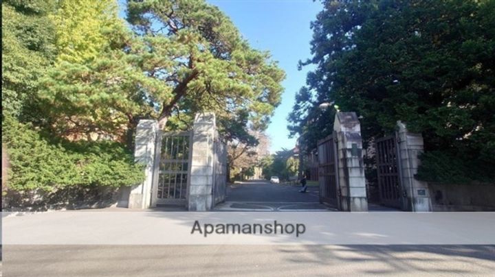 44霊屋下305の周辺