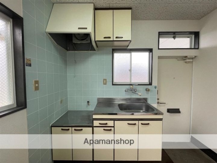 高砂フラワー201のキッチン