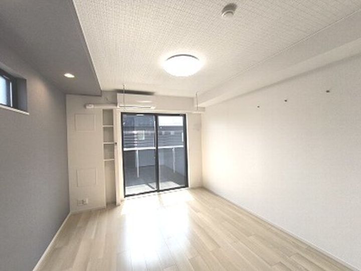 カナール・レジデンス笠神の居間