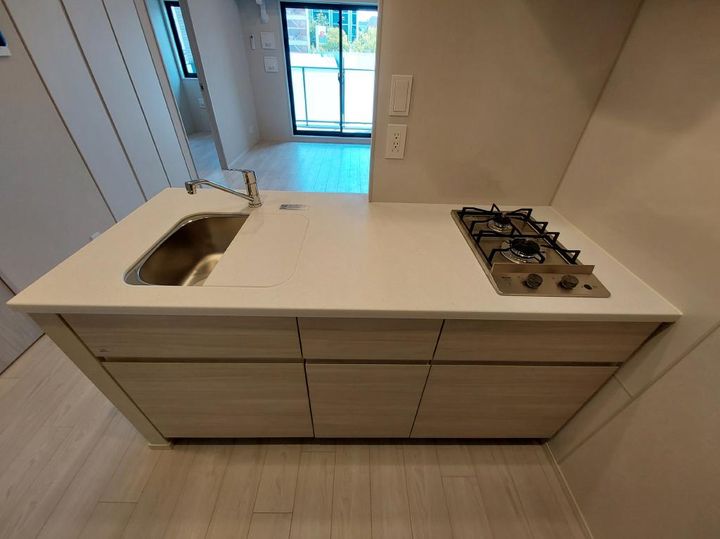 シーズンフラッツ青葉通一番町のキッチン