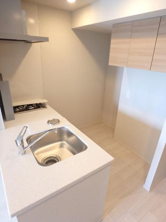 シーズンフラッツ青葉通一番町のキッチン