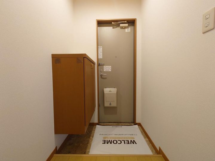 リバーサイドシャトー ABCC201の玄関