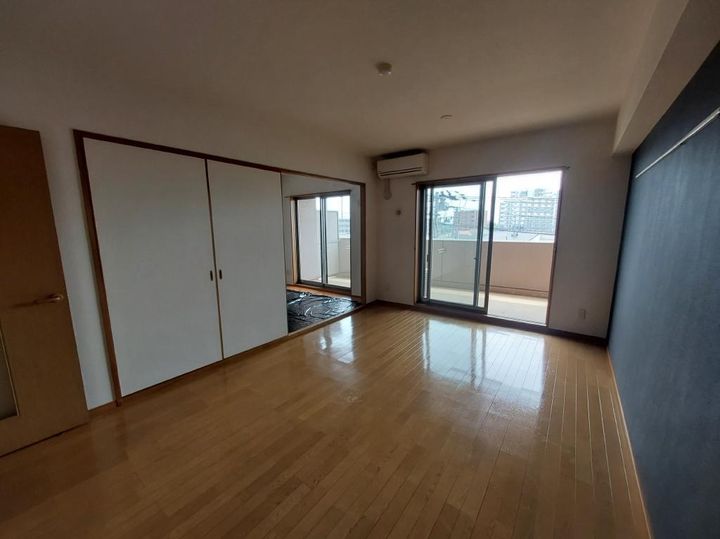 グランウィングの居間