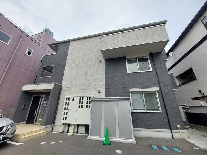 キャトルセゾン愛宕橋の外観