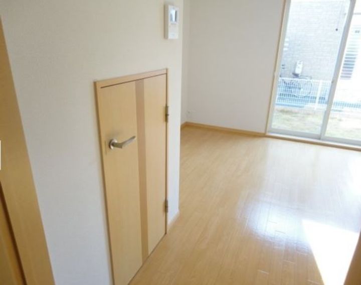 アルモニ吉成の居間