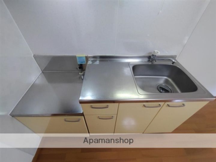 アーバンハイツ松陵103のキッチン