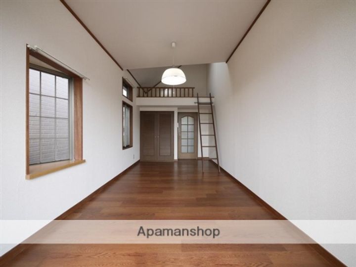 グレイス黒松の居間