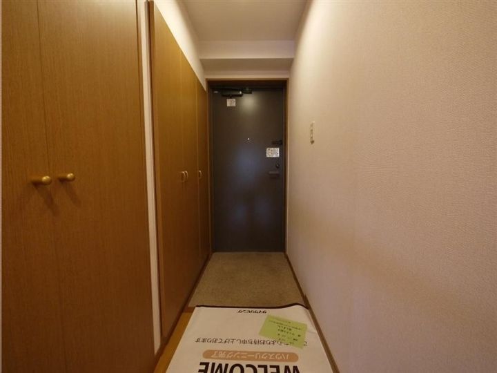 グランウィングの玄関