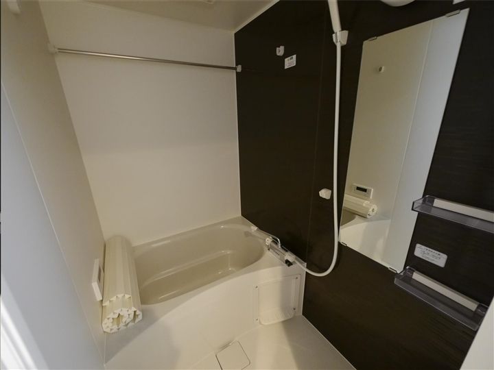 ロージェ泉中央の風呂