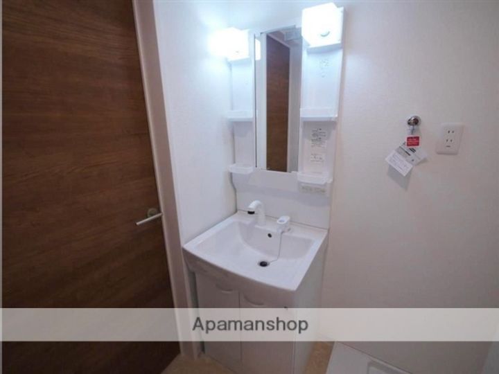 ル・シェノン102のその他画像