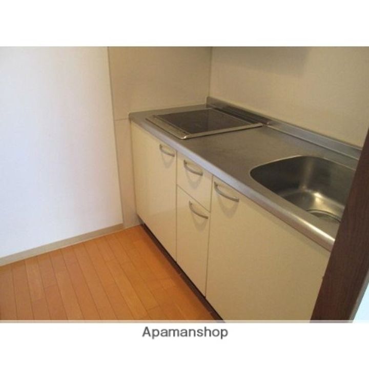 宮城県仙台市青葉区八幡2丁目の賃貸マンションのキッチン