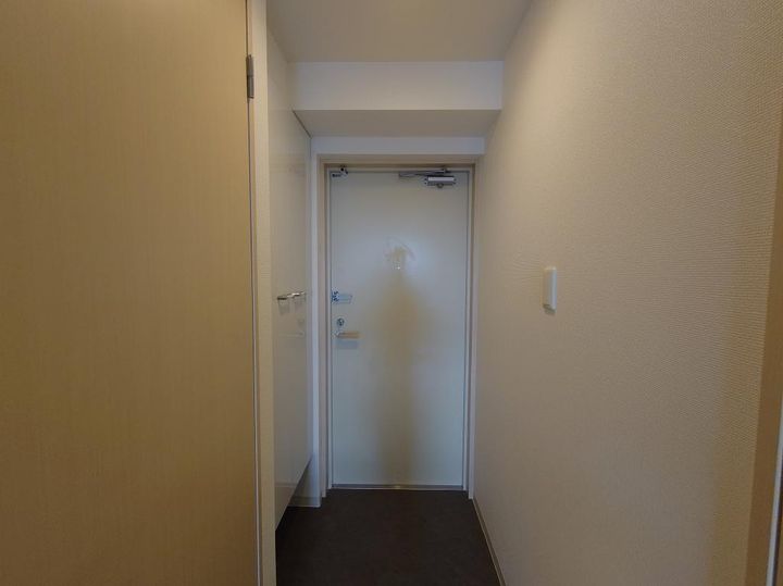 LA DOUCEUR青葉小田原の玄関