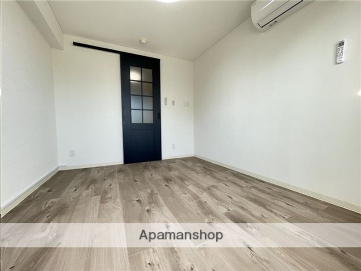 宮城県仙台市宮城野区宮城野1丁目の賃貸マンションの居間