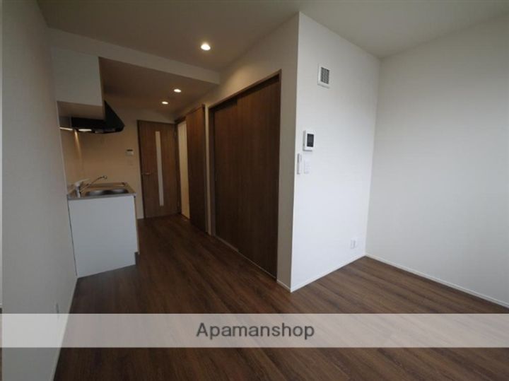 宮城県仙台市宮城野区幸町1丁目の賃貸アパートの居間