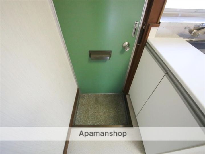 ステーションハイム国見202の玄関