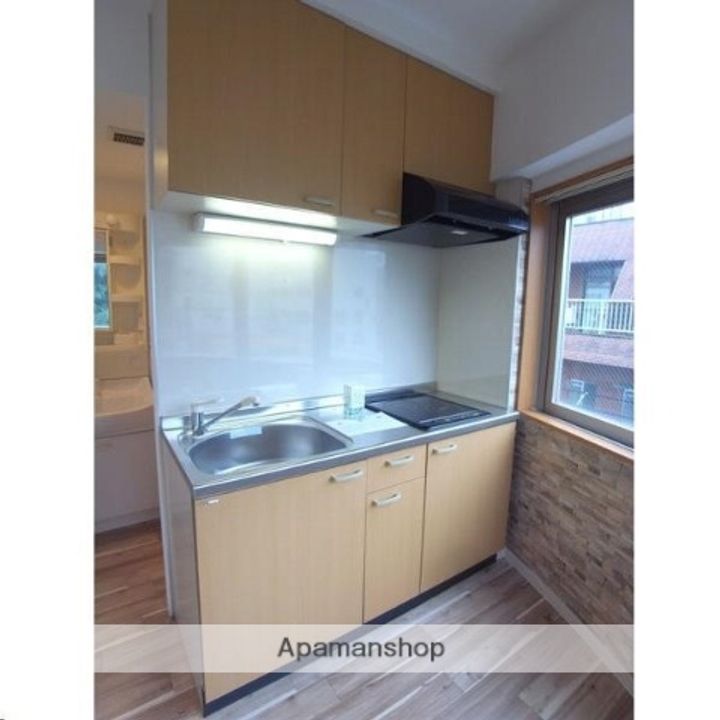 宮城県仙台市青葉区国分町1丁目の賃貸マンションのキッチン