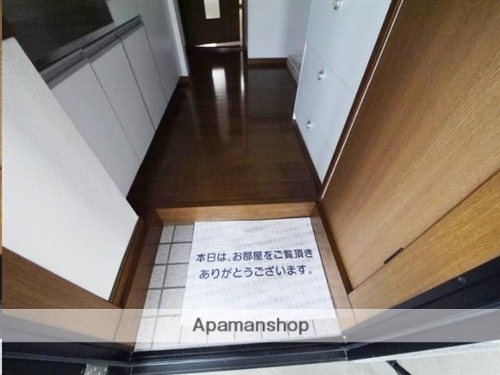 コーポ橘102の玄関
