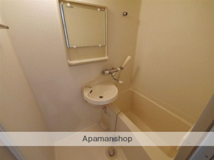 バーシティハウス柏木708の風呂