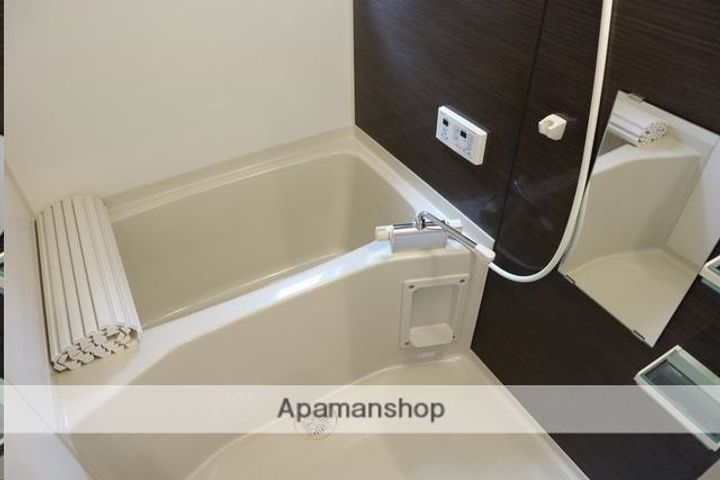 宮城県仙台市泉区南光台南1丁目の賃貸アパートの風呂