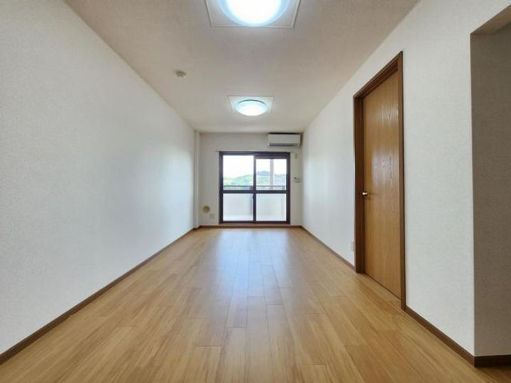 サニーヒル仙台南の居間