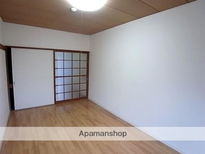 ブルーハイツ八幡105の内装