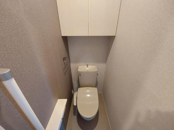 ヘルツ・アスのその他画像
