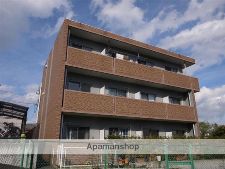 ECOLE川内302の外観