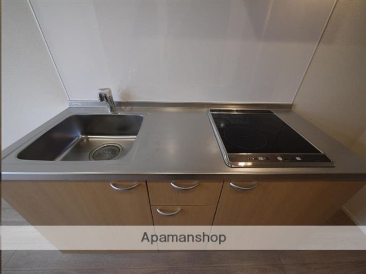 宮城県仙台市宮城野区幸町1丁目の賃貸アパートのキッチン