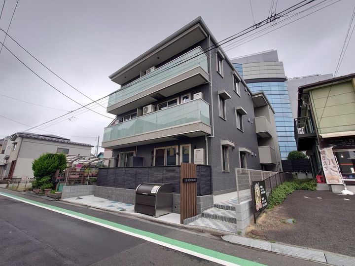 DーROOM連坊の外観