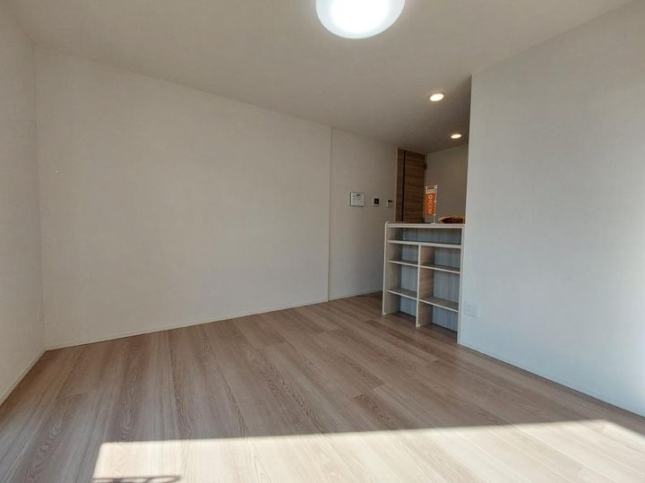 D-ROOM グッチ VIIの居間