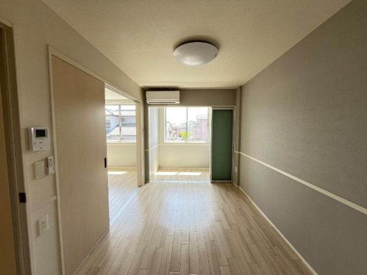 PLANETE・YSK(プラネート・YSK)の居間