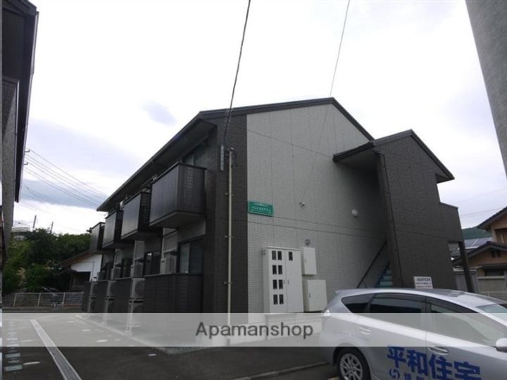 パレスルピナスA棟102の外観