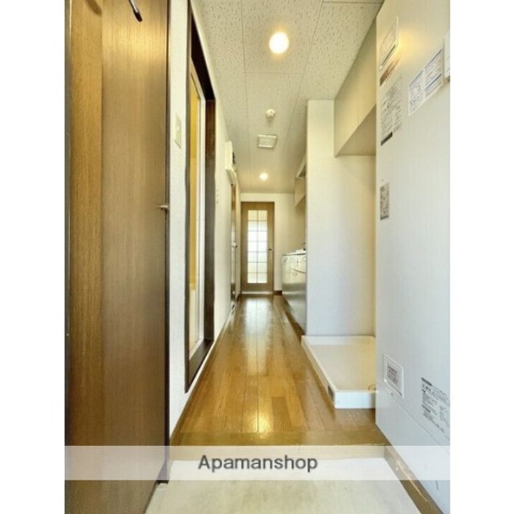 K.C.ヒルズ412の玄関