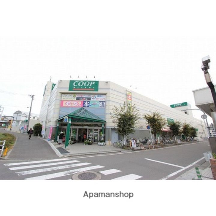 フォレ・カトル101の周辺