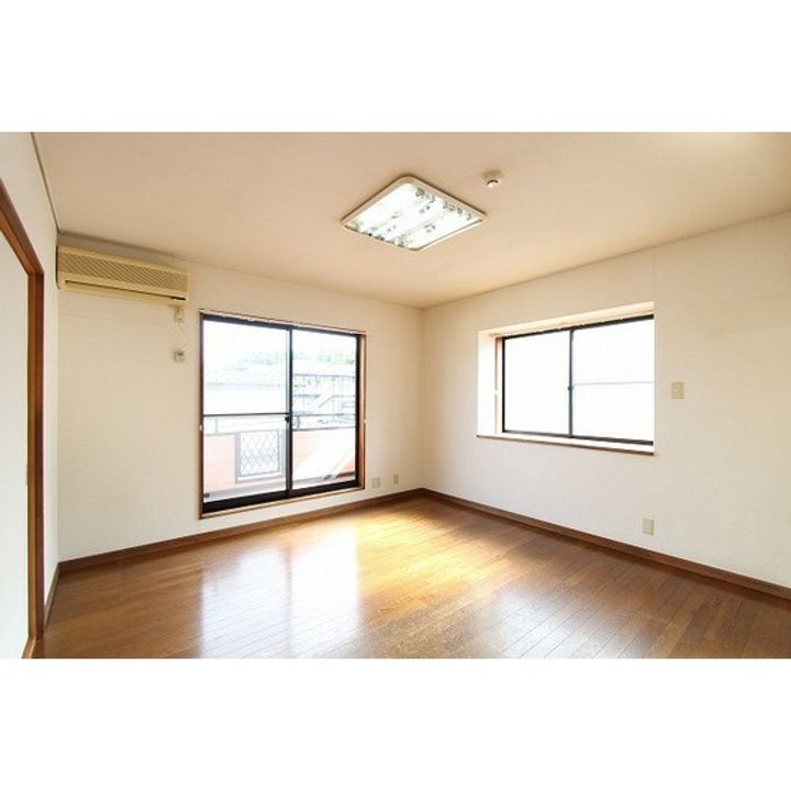 フォンターナ将監202の居間