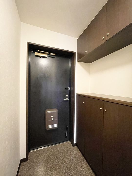 ナイスパークステージ泉中央の玄関