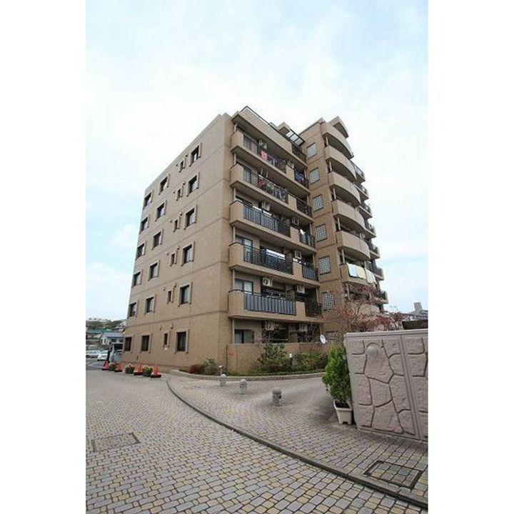 ナイスパークステージ泉中央の外観