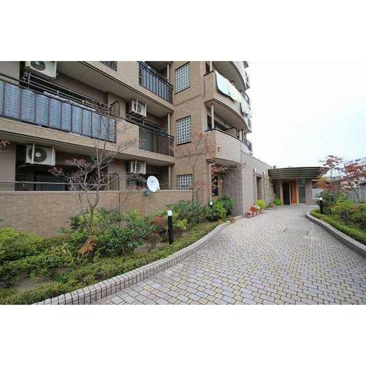 ナイスパークステージ泉中央の外観