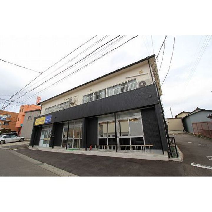 第1ひまわり荘202の外観