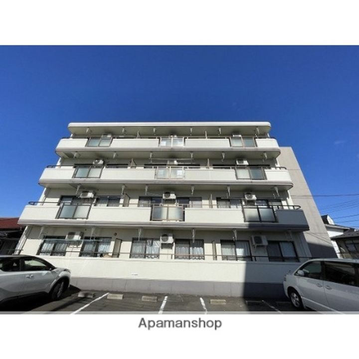 ジュールガーデン303の外観