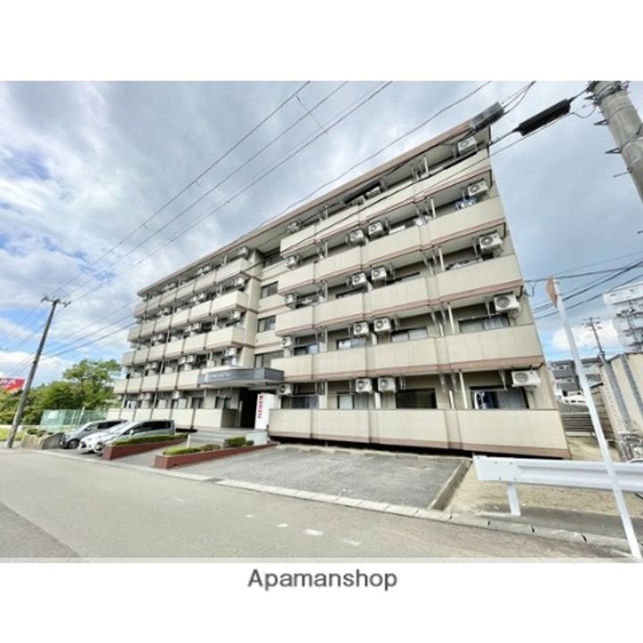 ラ・フォンテ泉中央505の外観