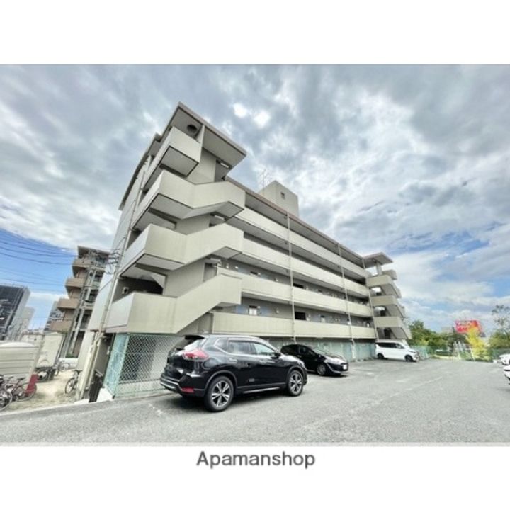 ラ・フォンテ泉中央505の外観