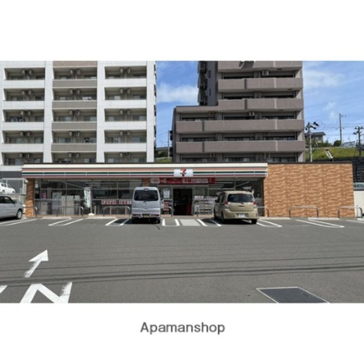 ラ・フォンテ泉中央505の周辺