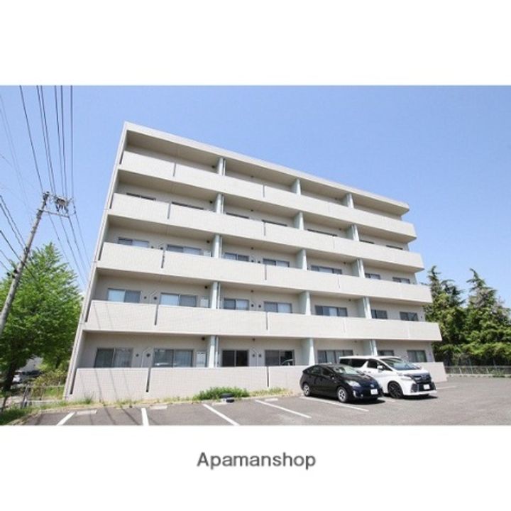 カメリア・ヒルズ中山台の外観