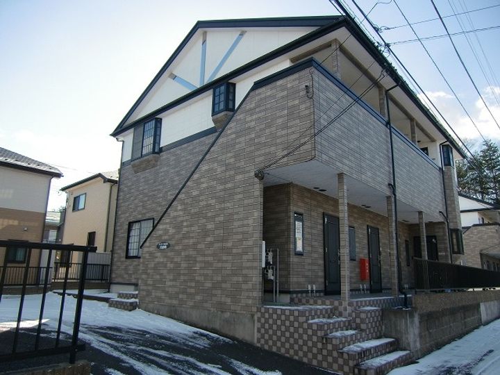 クレセール南吉成壱番館の外観