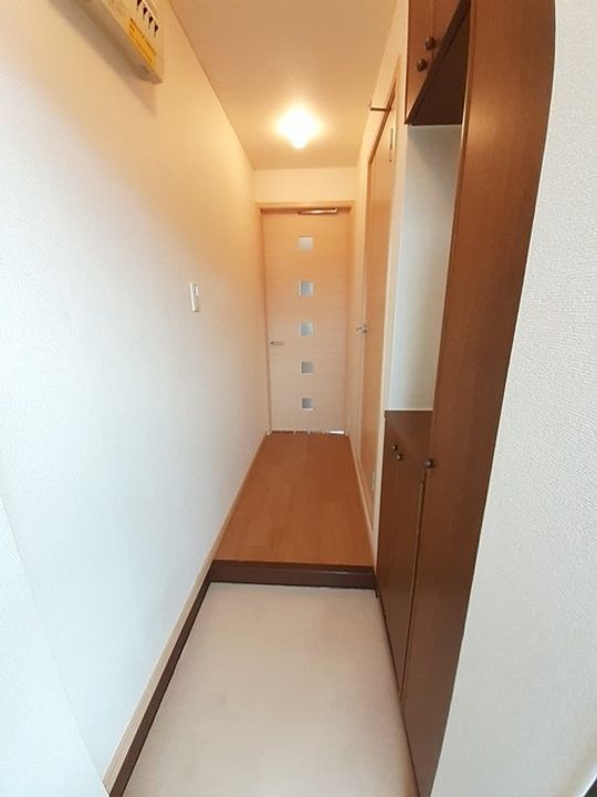 セブンピーク吉岡の玄関