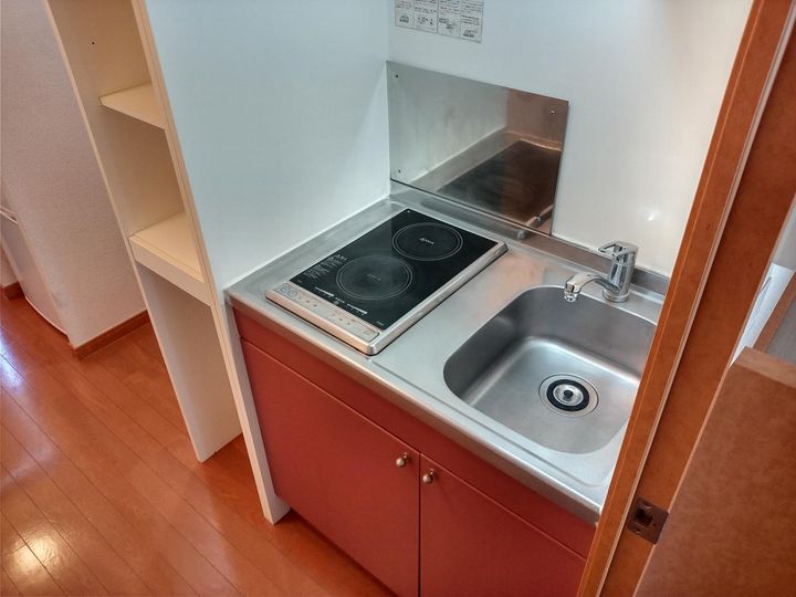 レオパレスアヤシ ハイツ Ⅰ210のキッチン