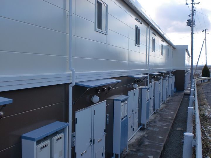 レオパレスニューロード205の外観