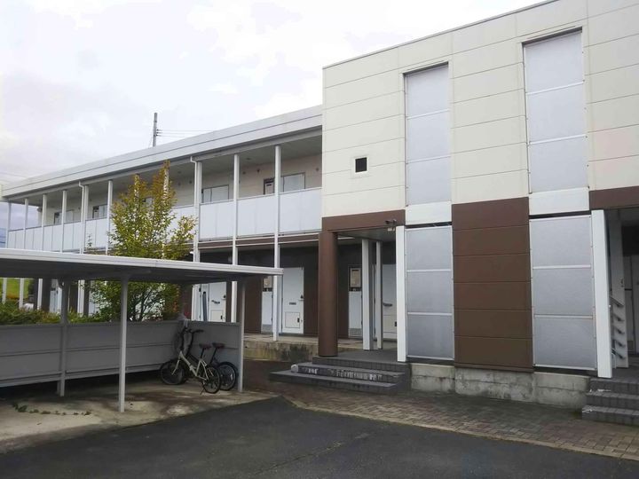 レオパレスベアージュ108の外観