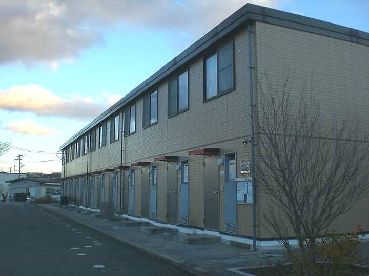 レオパレスRIVERFIELD102の外観